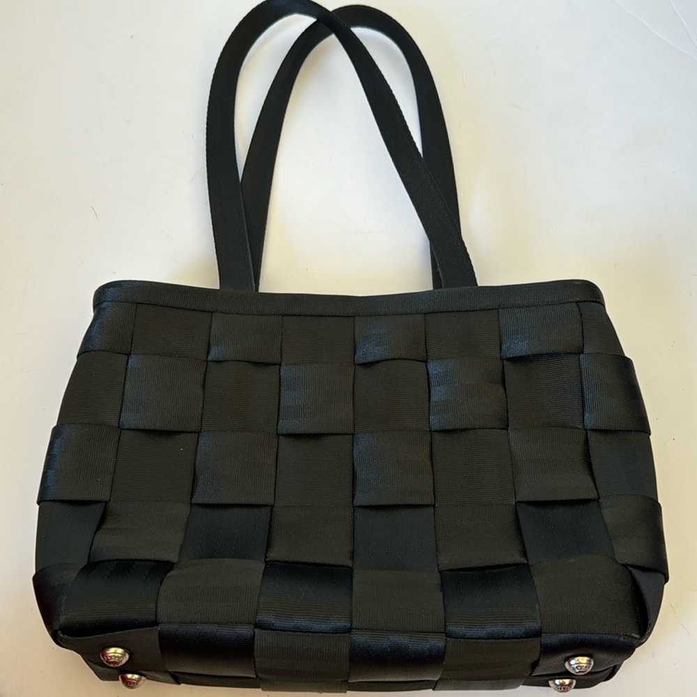 Harvey Seatbelt Bag